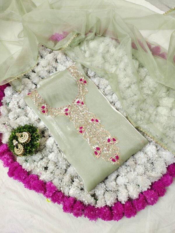 Glass Tissue suit set with Zardozi handwork with organza dupatta - Image 5