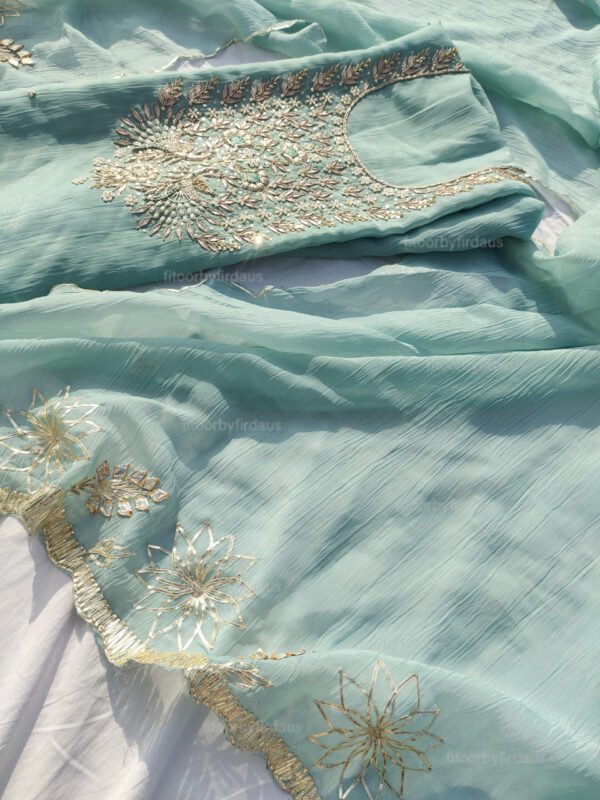 Crushed Tissue suit set with Zardozi handwork and work dupatta - Image 3