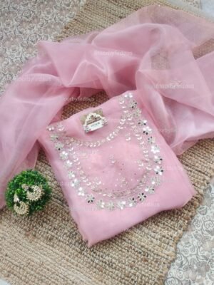 Organza suit set with mirror handwork