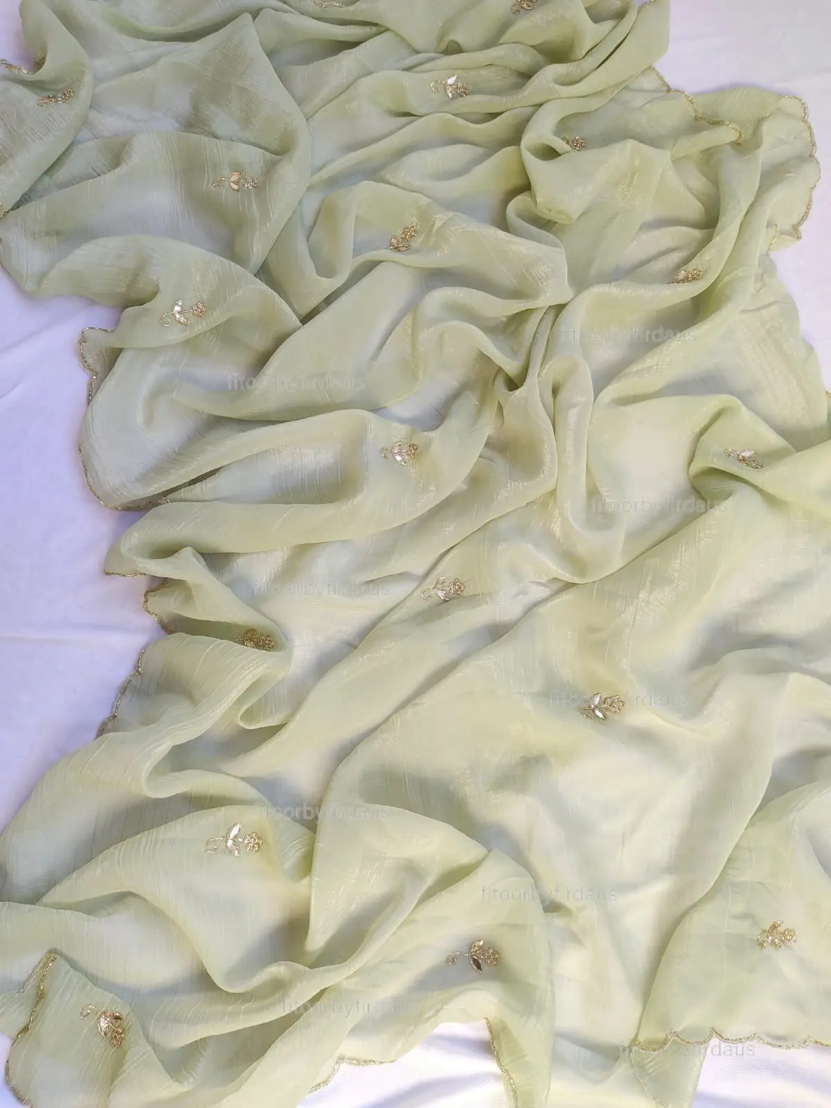 Crushed tissue suit set with Zardozi, gota patti handwork and work dupatta - Image 4